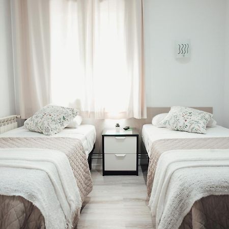 Hostal Ruta De Francia Барселона Екстер'єр фото
