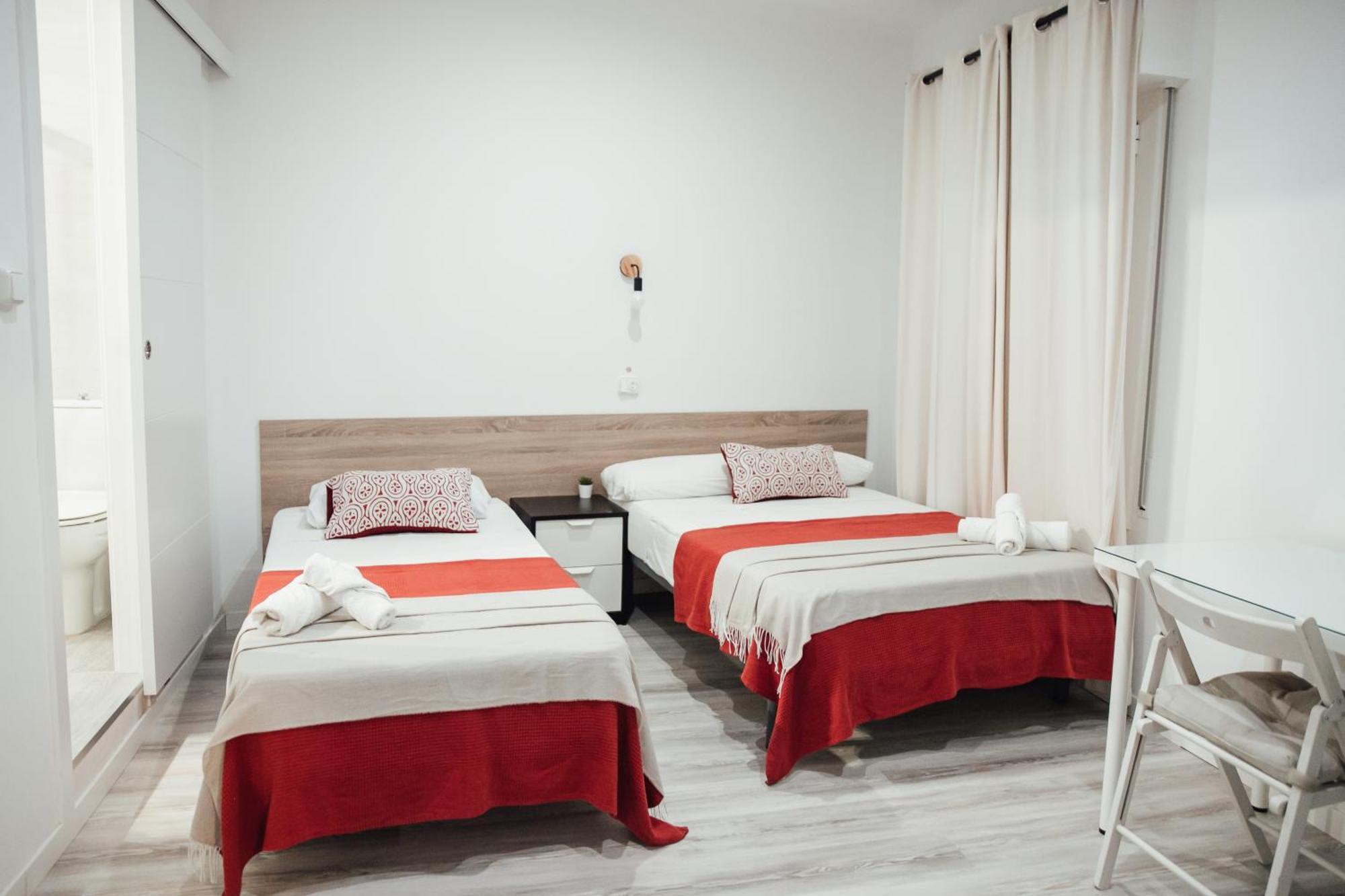 Hostal Ruta De Francia Барселона Екстер'єр фото