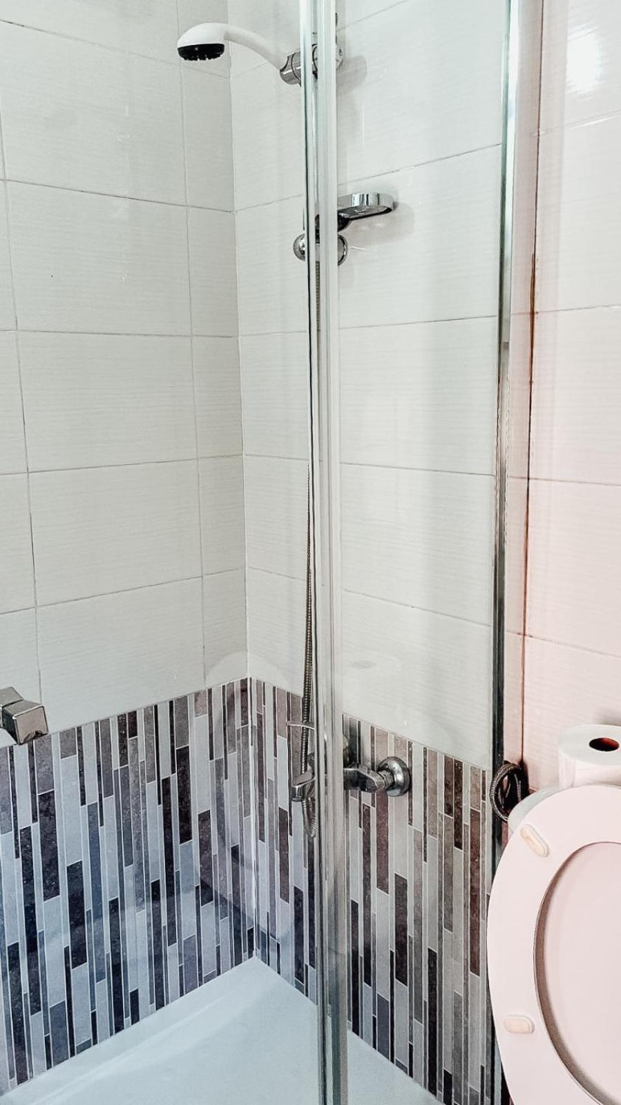 Hostal Ruta De Francia Барселона Екстер'єр фото